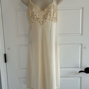 Vintage Cream Lace Slip Dress Y2K Fairycore Coquette Slinky Plus Size Romantic
